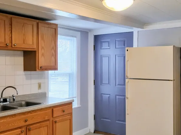 44 Coolidge St #1, Keene, NH 03431
