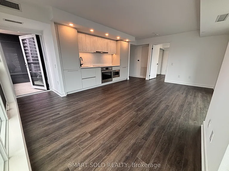 609 Sherbourne St #1102 — Photo 4