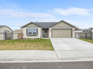 620 Pappys Way, Grandview, WA 98930