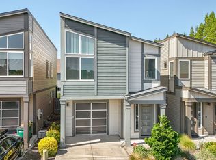 782 NW Pebblestone Ln, Beaverton, OR 97006