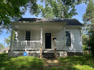 902 S Walnut St, Seymour, IN 47274