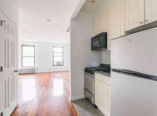 237 W 14th St APT D2, New York, NY 10011