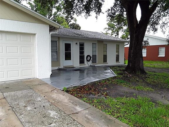 2nd image of 798 Royal Palm Dr
