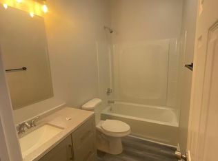 245 5th Ave #B, Troy, NY 12180
