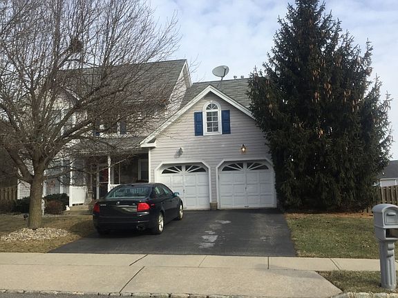 3rd image of 80 Buckley Hill Dr