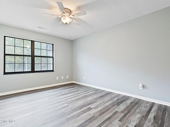 5th image of 310 Country Club Villa Drive # 3