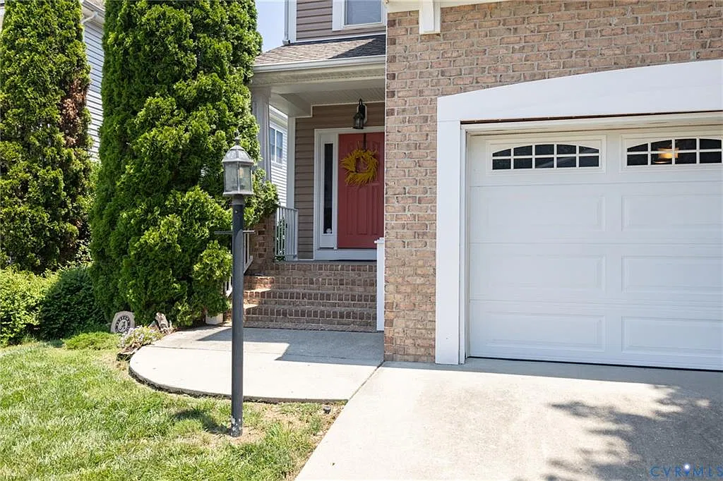 937 Gorham Ct — Photo 3