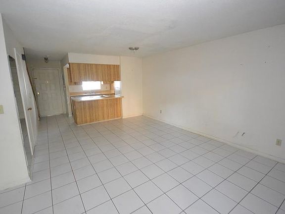 4th image of 3923 Pine Limb Ct