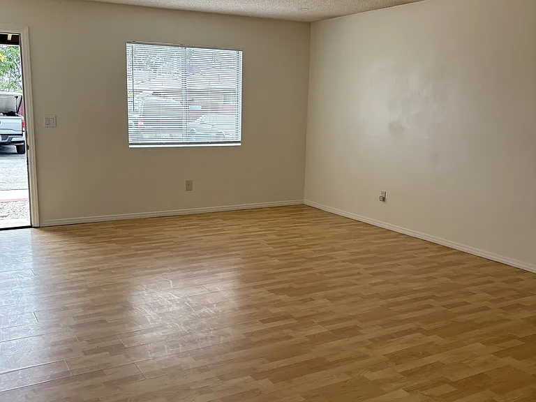 26334 Cypress St #A — Photo 18