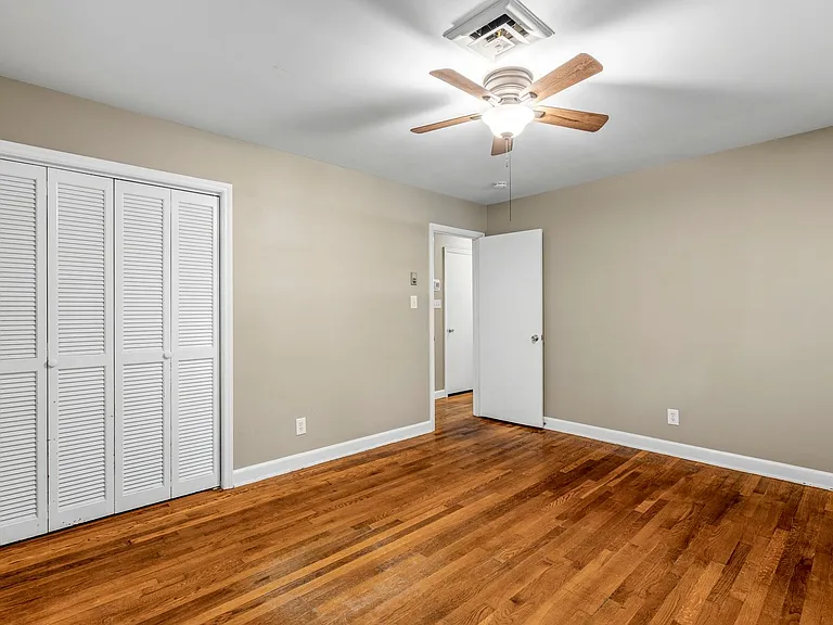 3905 Waterton Rd — Photo 22