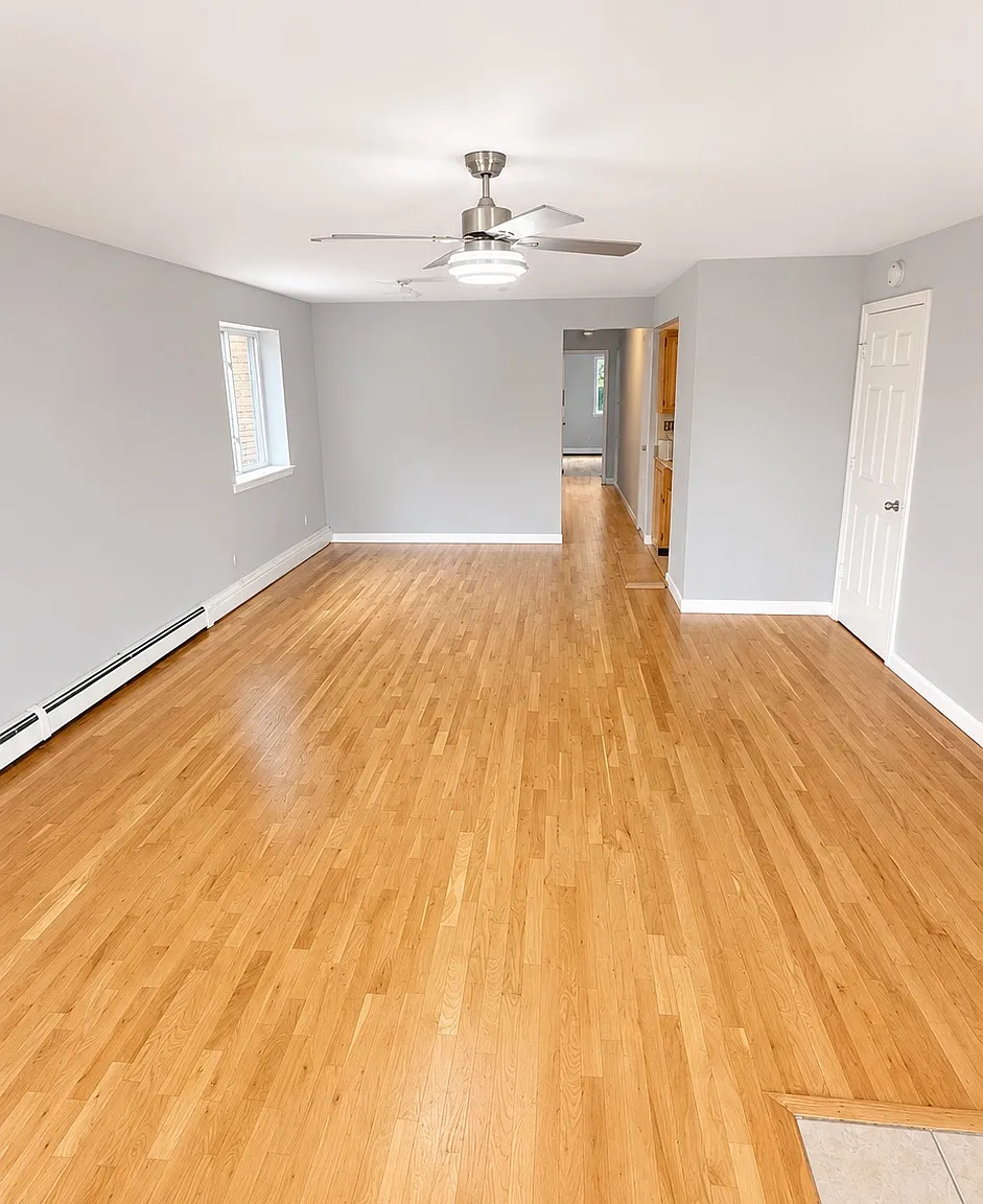3 bed, 1800 sqft, $3,200 — Photo 1