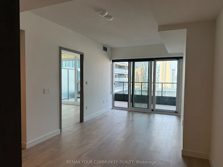 3 Concord Cityplace Way #4008 — Photo 4