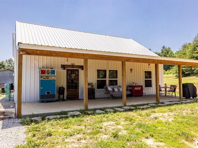 1341 L Tpke, Hodgenville, KY, 42748