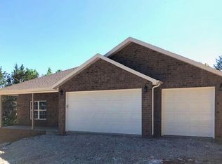 390 Woodland Ct, Branson, MO 65616