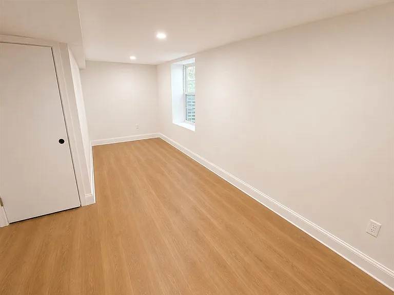 9 Bradford Ave #1 — Photo 12