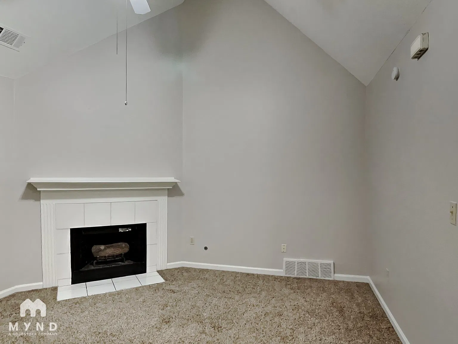 3 bed, 2.0 bath, 1234 sqft, $1,475 — Photo 3