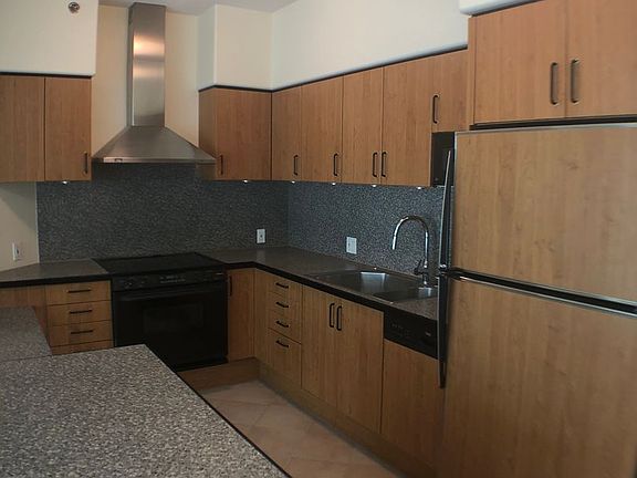 2nd image of 801 S King St APT 1011