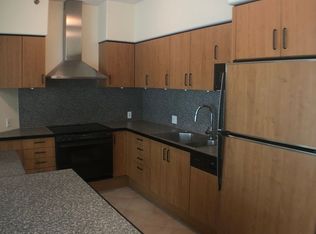 801 S King St APT 1011, Honolulu, HI 96813