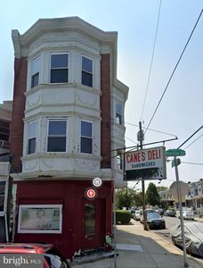 5548 Media St, Philadelphia, PA, 19131