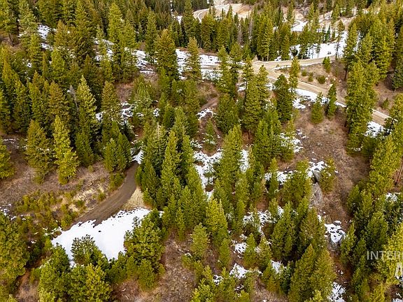 5th image of 13 Sarah Way