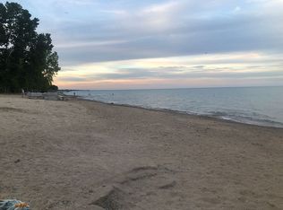 Elmwood Dr, Fort gratiot, MI 48059