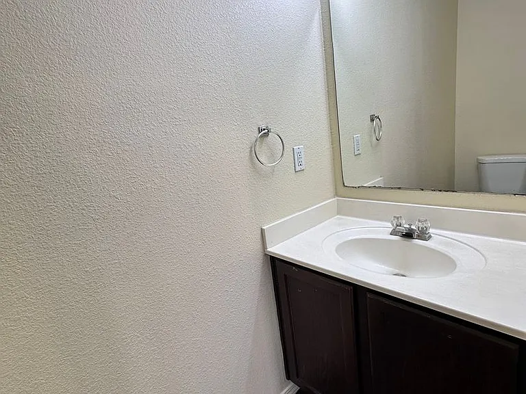 559 Sky Tower St SW — Photo 15