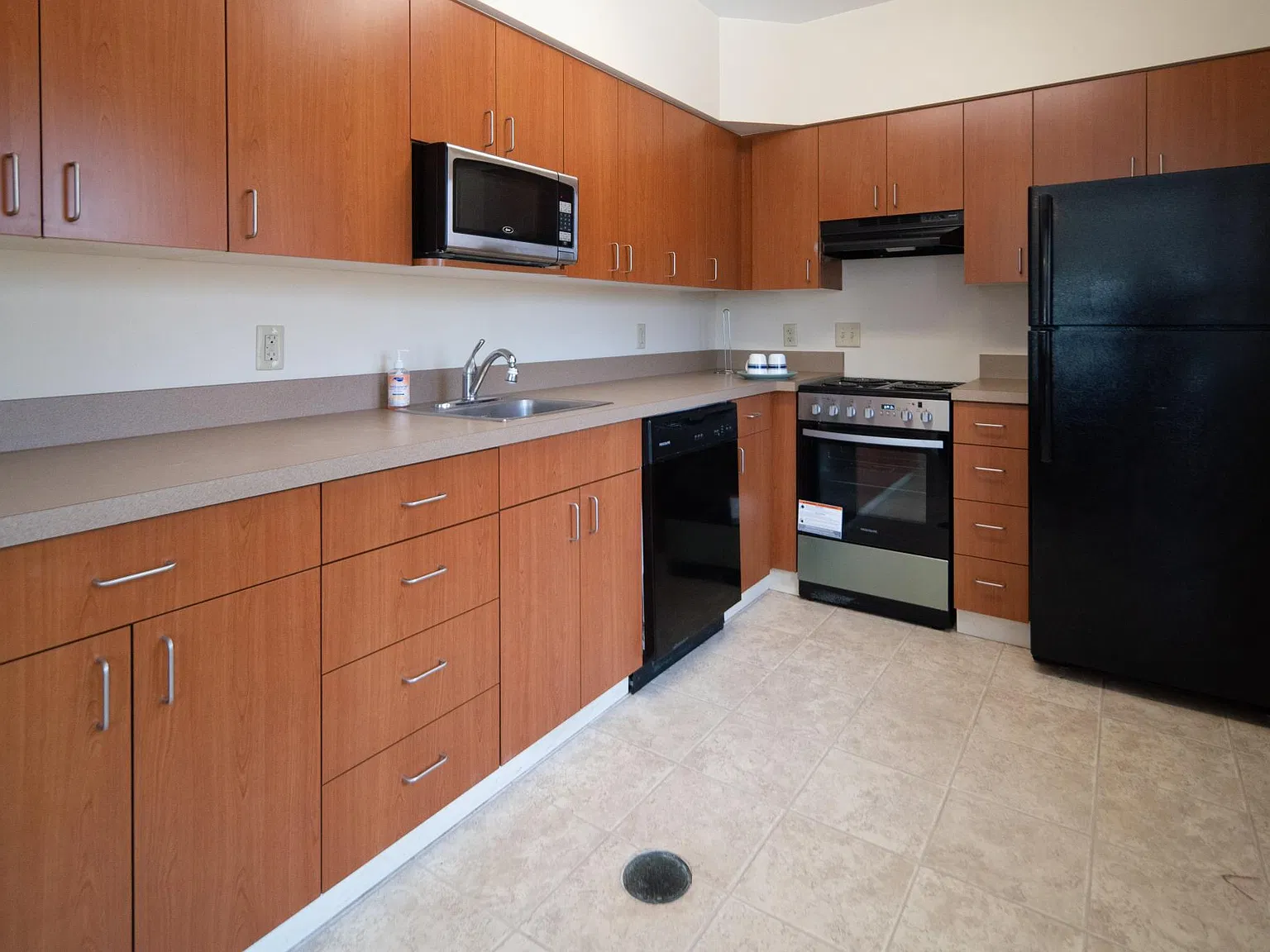 116 Catherine St — Photo 4