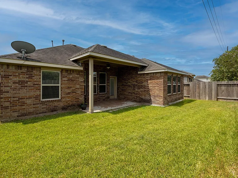 1822 Olive Pine Dr — Photo 36