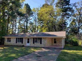 304 Nancy St, Daingerfield, TX 75638