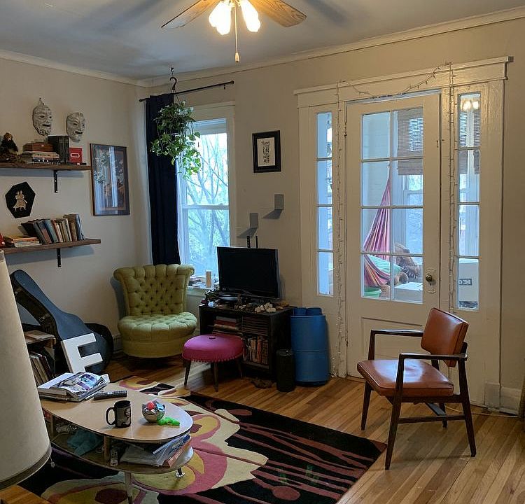 1st image of 2702 N Sacramento Ave Unit 2A