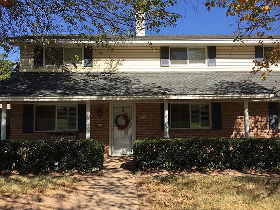 4th image of 5121 NW 27th St
