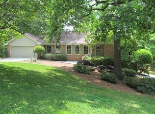 2993 Ravenwolfe Way, Snellville, GA
