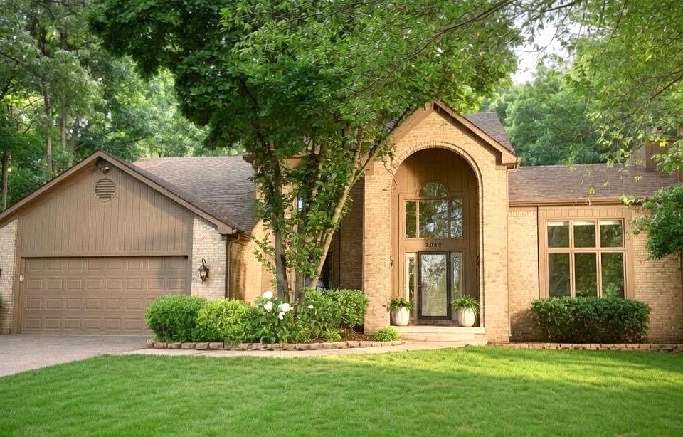 1st image of 6985 Springcrest Ct