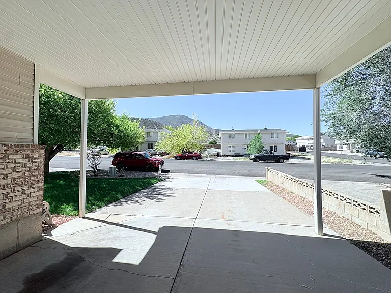 334 W Mountain View Dr — Photo 27