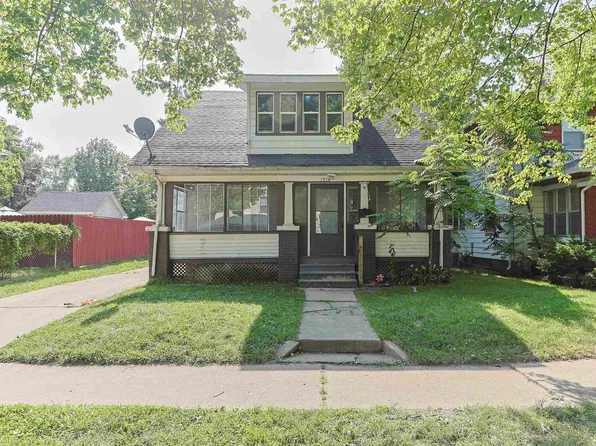 1733 Caroline St, South Bend, IN 46613