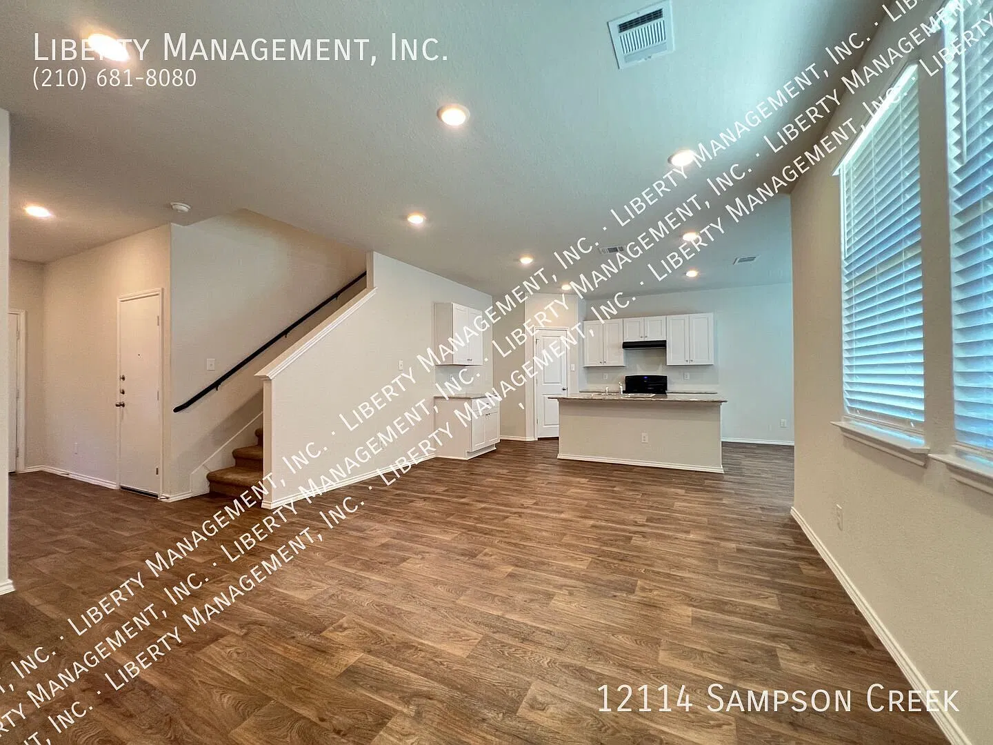 3 Bedroom, 2.5 Bath Home near Lackland AFB — Photo 3