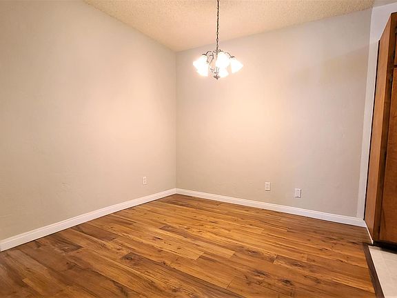 5th image of 3025 Newell St APT 2