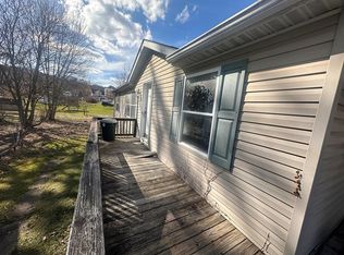 515 Maple St, Knox, PA 16232