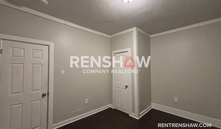 689 Baltimore St — Photo 8