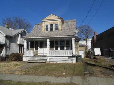 30 Bennett St, Bridgeport, CT, 06605