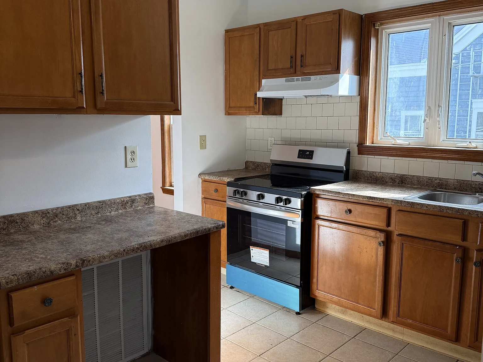 203-207 Middle Street Fall River - 3 — Photo 3
