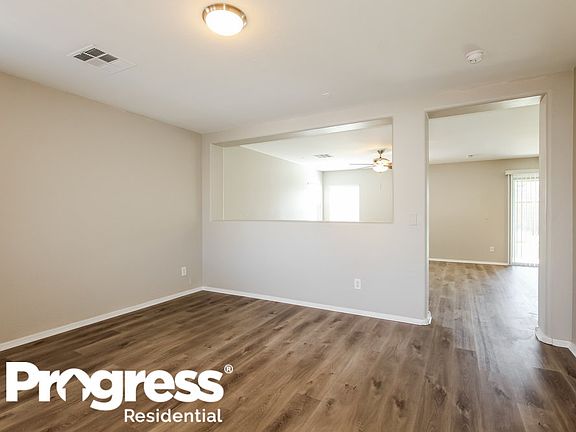 4th image of 11547 W Carol Ave