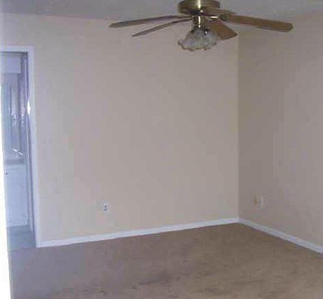 3rd image of 8601 Fringewood Dr