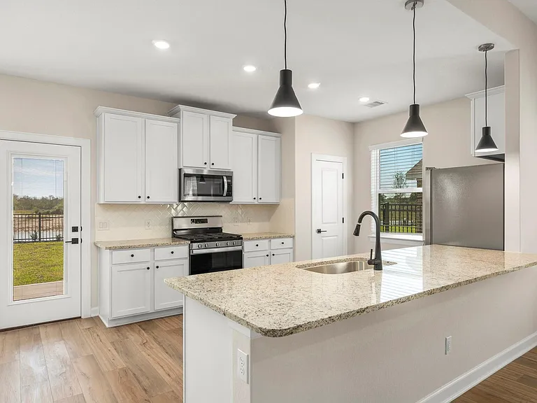 3081 Sorrento Hill Dr — Photo 4