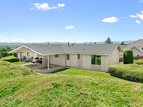 206 N 72nd Ave, Yakima, WA 98908