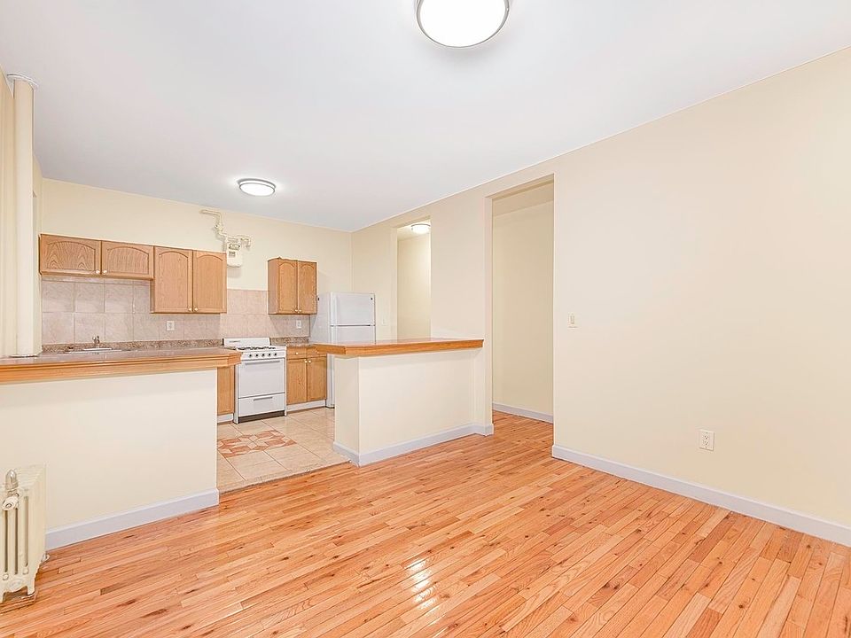 1st image of 100 W 139th St #14A