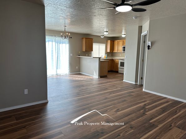 2524 Colfax Dr, Caldwell, ID 83607
