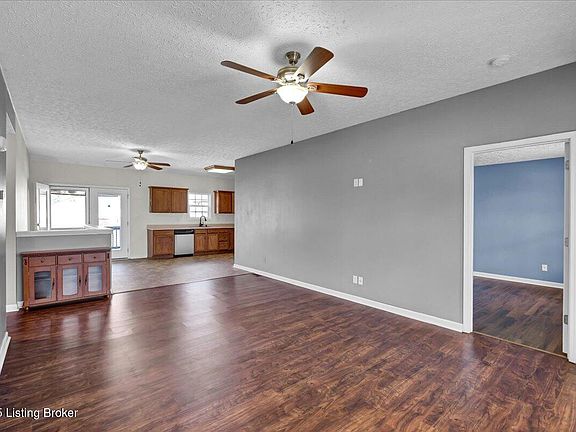 5th image of 7718 Alyssum Dr
