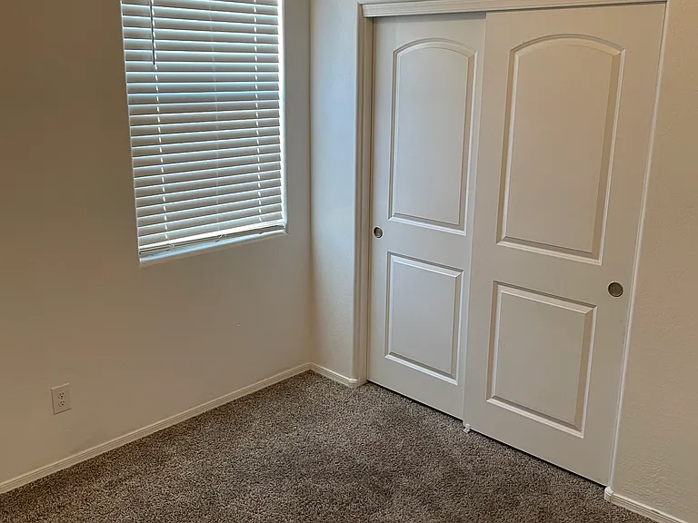 1269 E Denvil Dr — Photo 8