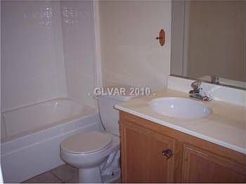 5th image of 1315 Fairchild St